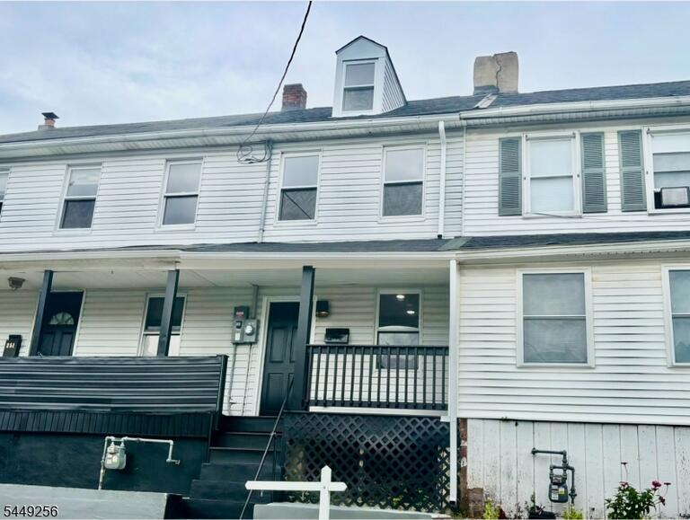 Property listing MLS 4049832 photo 1