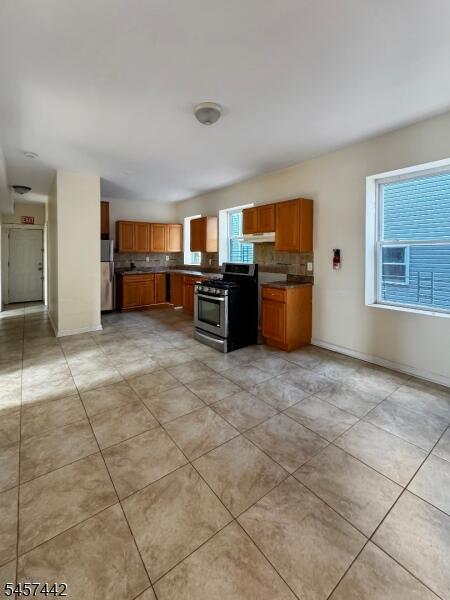 Property listing MLS 4049840 photo 3