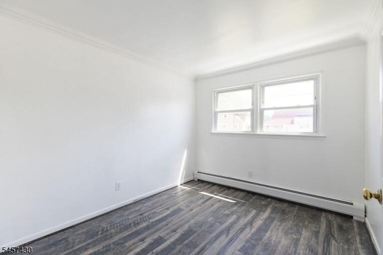 Property listing MLS 4049846 photo 17