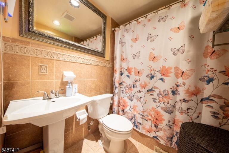 Property listing MLS 4049849 photo 9