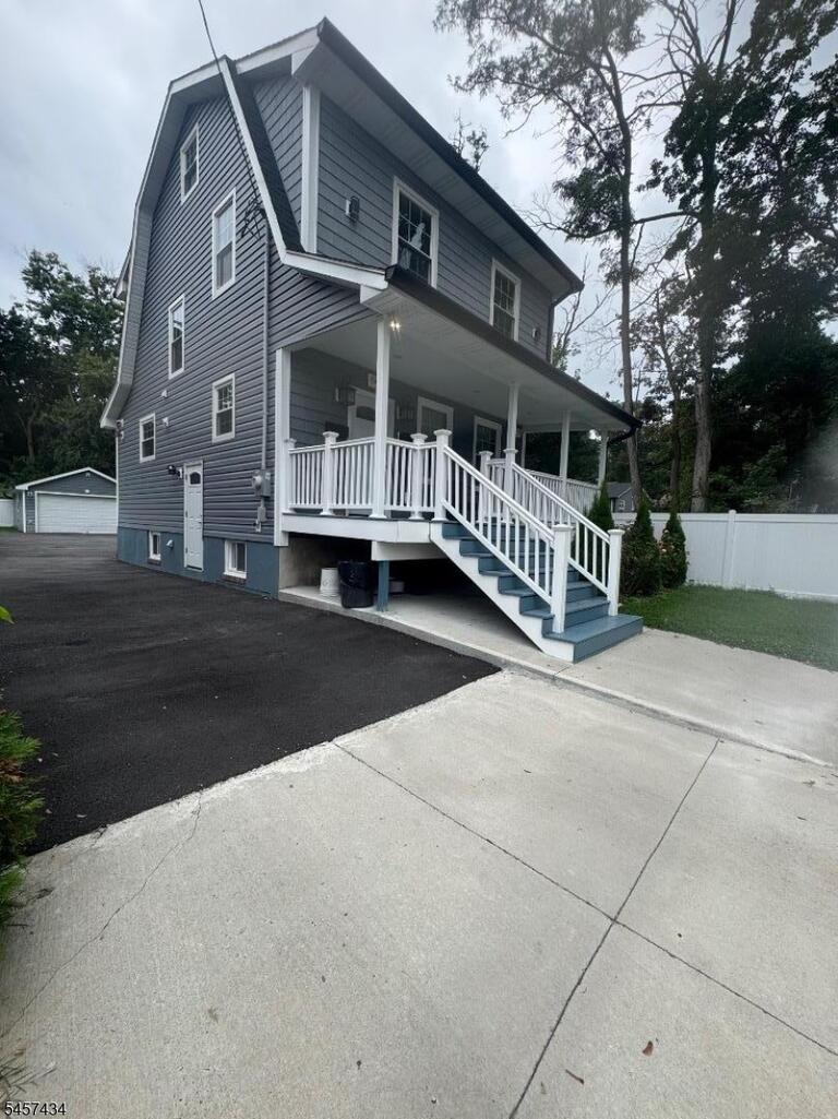 Property listing MLS 4049850 photo 24