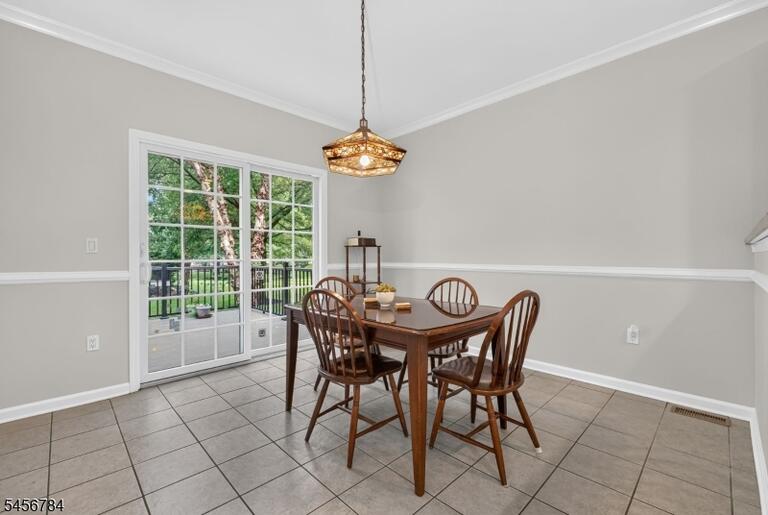 Property listing MLS 4049851 photo 8