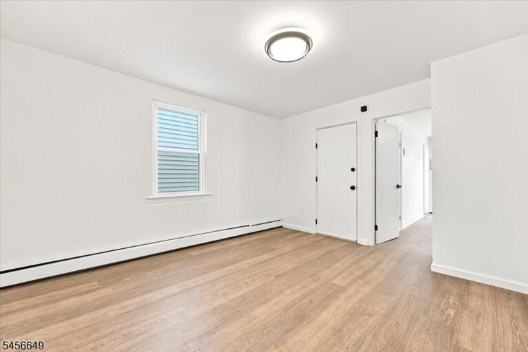 Property listing MLS 4049865 photo 6