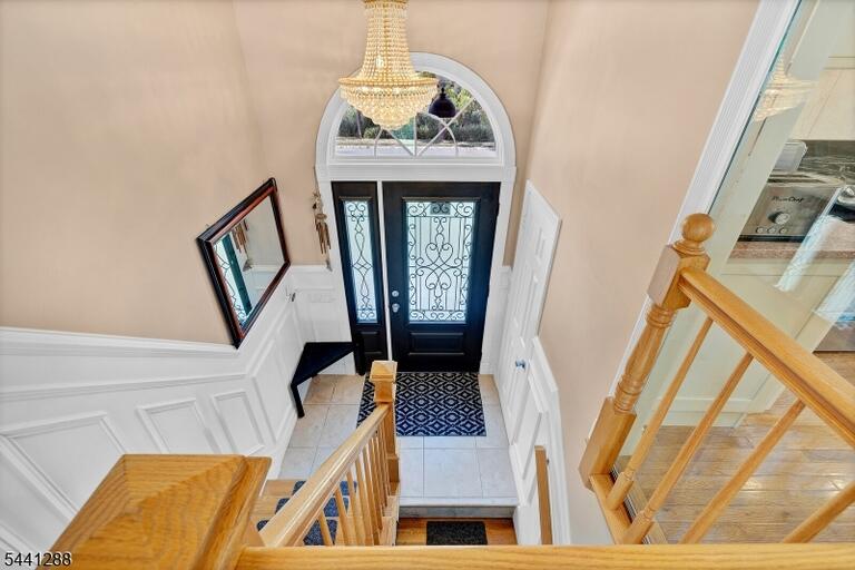 Property listing MLS 4049868 photo 8