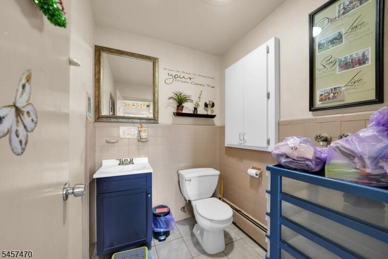 Property listing MLS 4049872 photo 20
