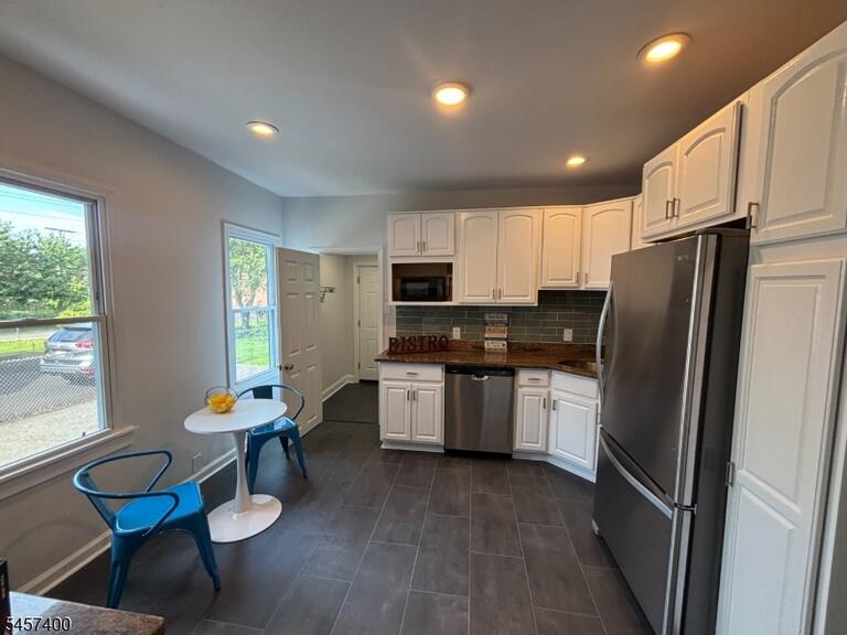 Property listing MLS 4049873 photo 17