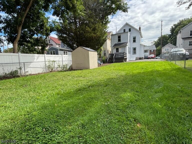 Property listing MLS 4049873 photo 35