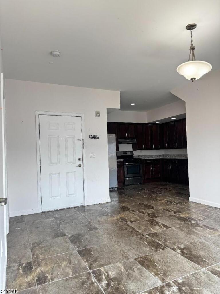 Property listing MLS 4049904 photo 4