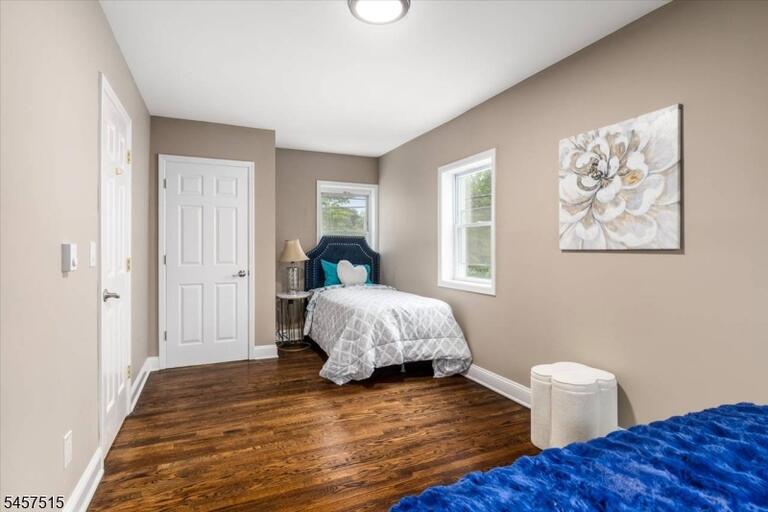 Property listing MLS 4049905 photo 12