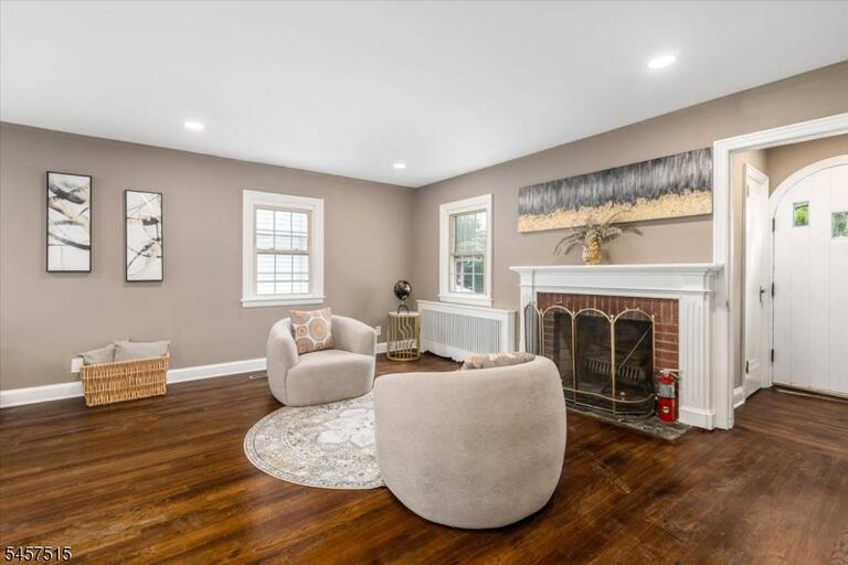 Property listing MLS 4049905 photo 6