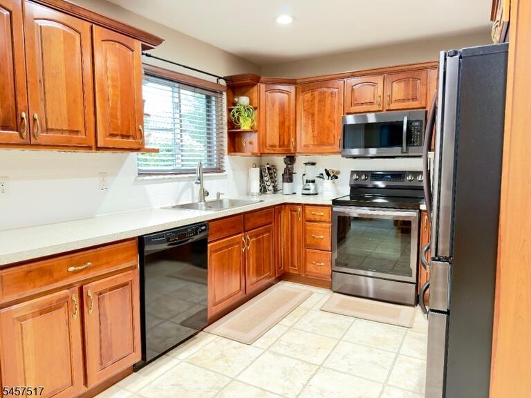 Property listing MLS 4049912 photo 6