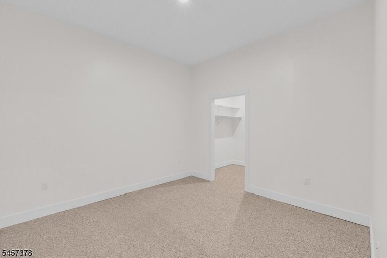 Property listing MLS 4049913 photo 12