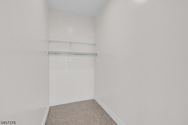 Property listing MLS 4049913 photo 6