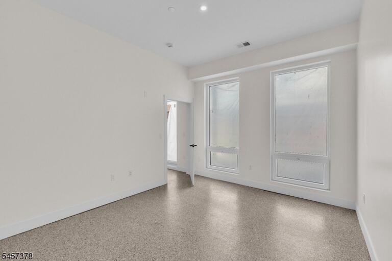 Property listing MLS 4049913 photo 7