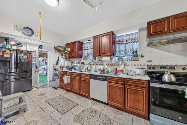 Property listing MLS 4049915 photo 16