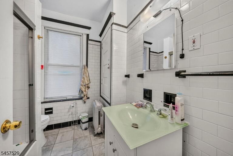 Property listing MLS 4049915 photo 24