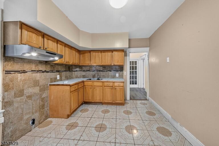 Property listing MLS 4049915 photo 30