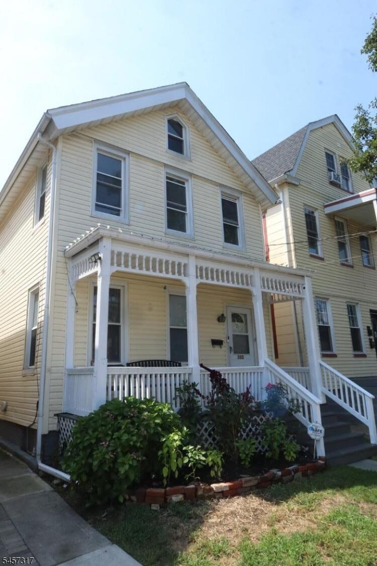 Property listing MLS 4049924 photo 1