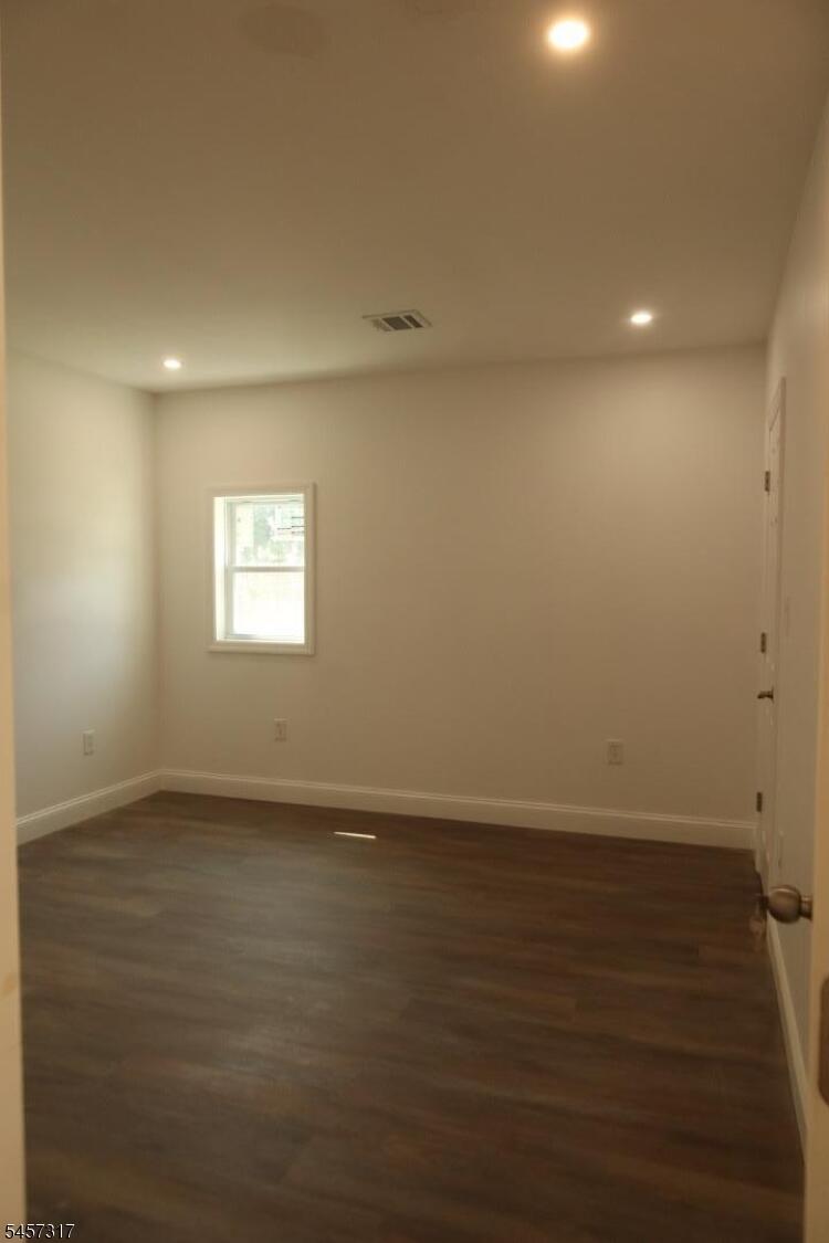 Property listing MLS 4049924 photo 11