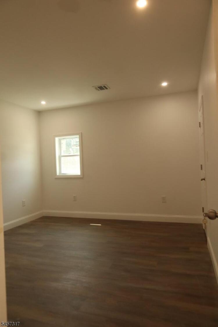 Property listing MLS 4049924 photo 12