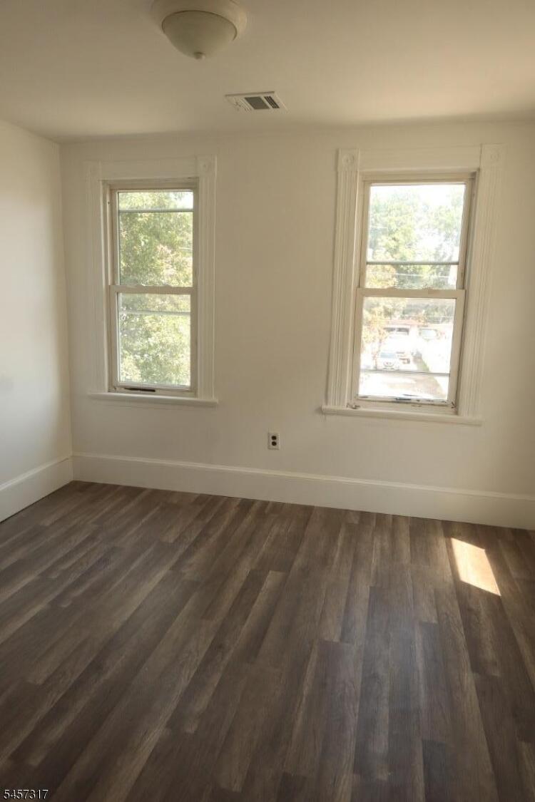 Property listing MLS 4049924 photo 6