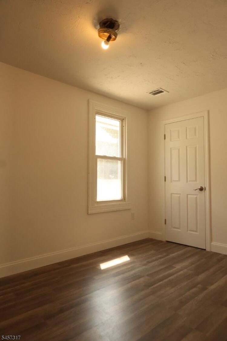 Property listing MLS 4049924 photo 8