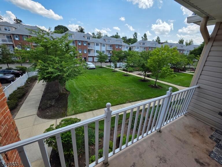 Property listing MLS 4049940 photo 4