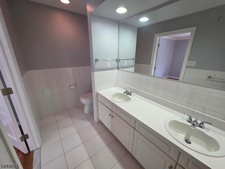 Property listing MLS 4049940 photo 6
