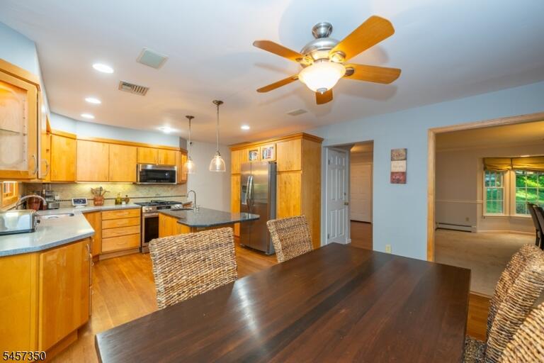 Property listing MLS 4049948 photo 7