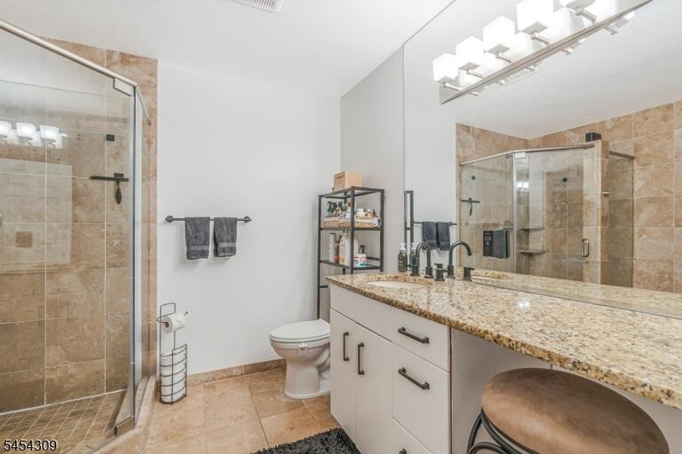 Property listing MLS 4049951 photo 26