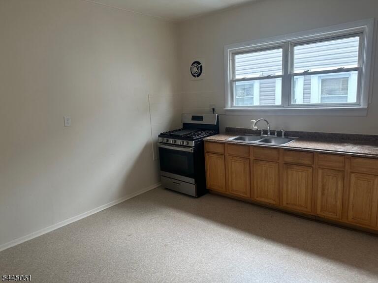 Property listing MLS 4049959 photo 8