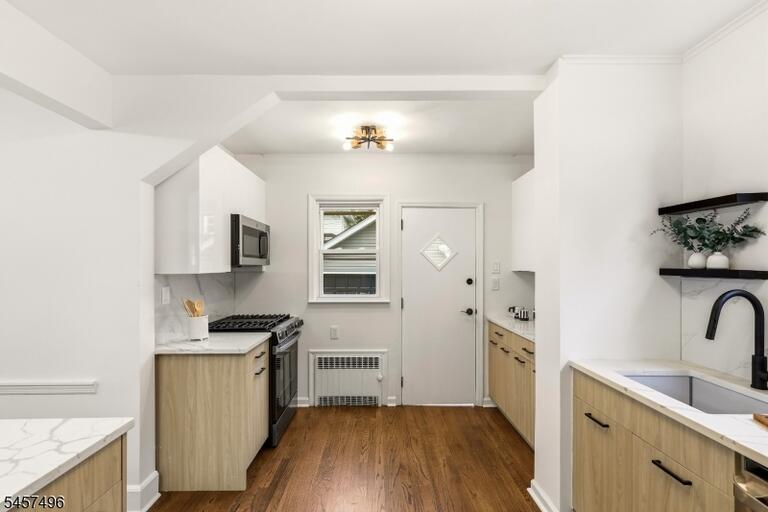 Property listing MLS 4049960 photo 17