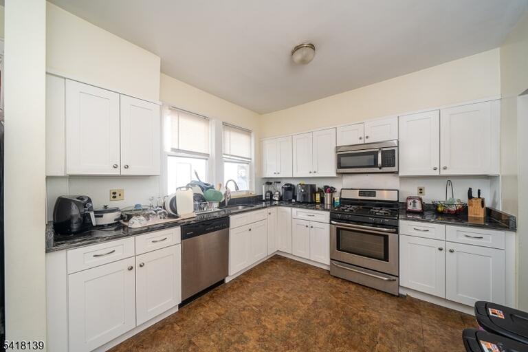Property listing MLS 4049961 photo 17