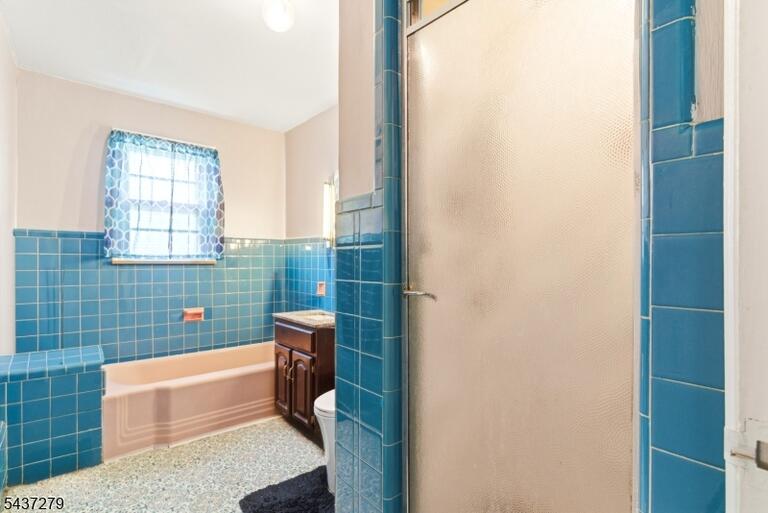 Property listing MLS 4049973 photo 15