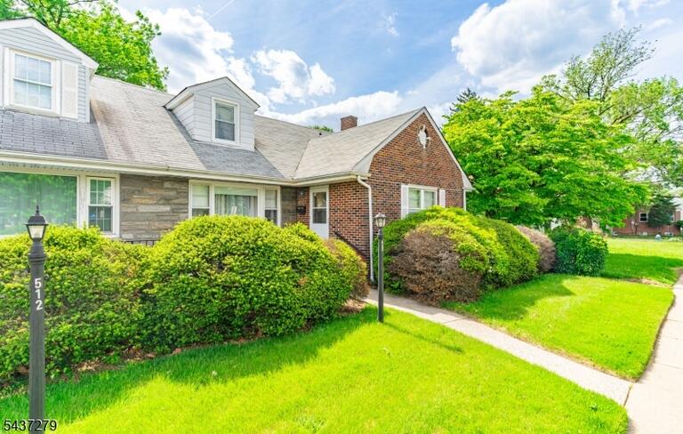 Property listing MLS 4049973 photo 3