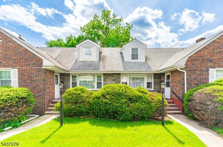 Property listing MLS 4049973 photo 4