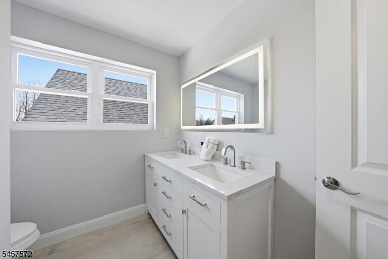 Property listing MLS 4049975 photo 18