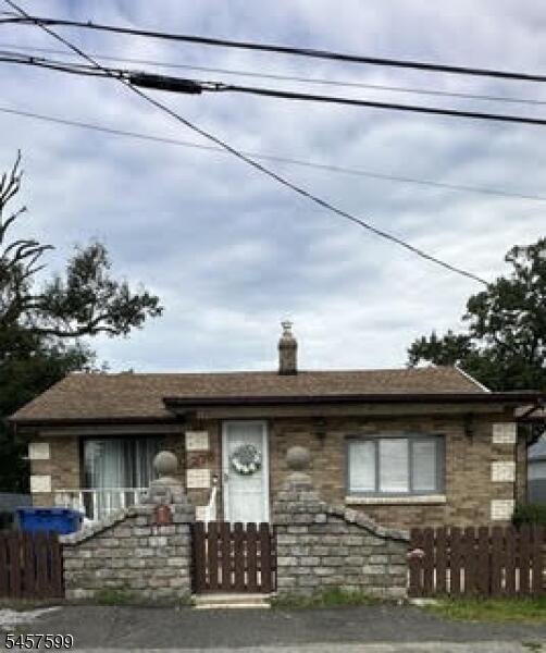 Property listing MLS 4049979 photo 1