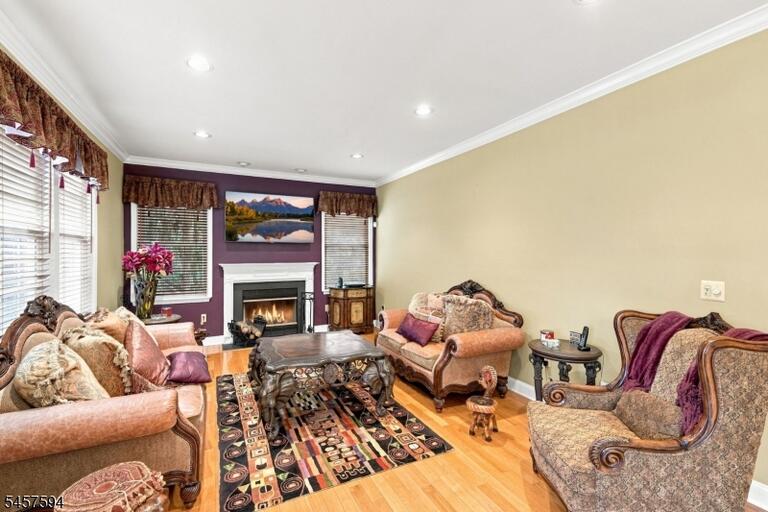 Property listing MLS 4049981 photo 18