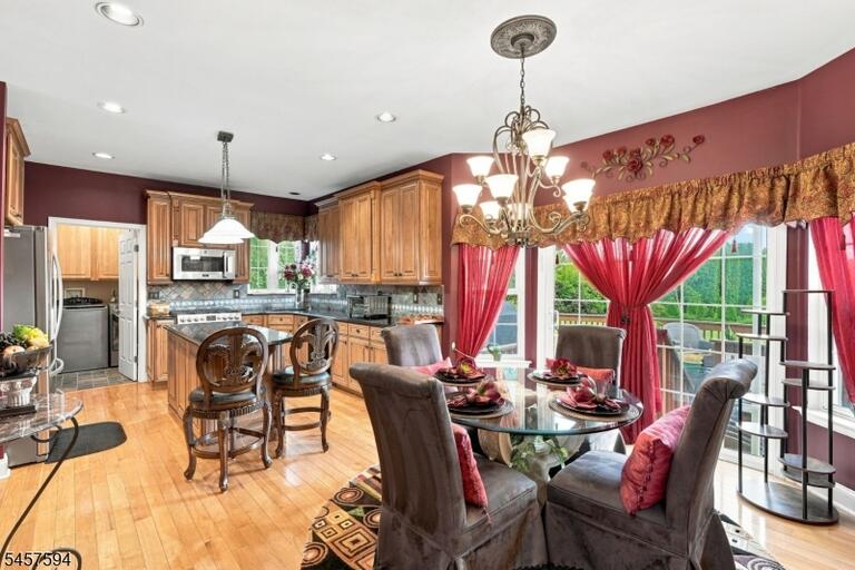 Property listing MLS 4049981 photo 21