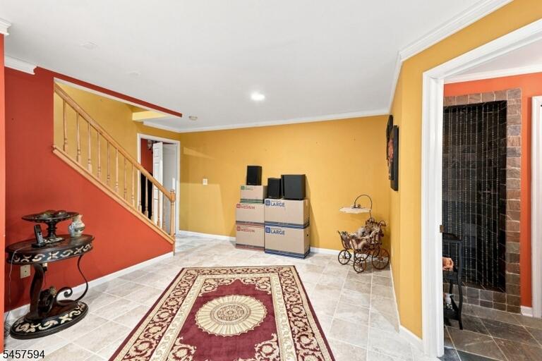 Property listing MLS 4049981 photo 40