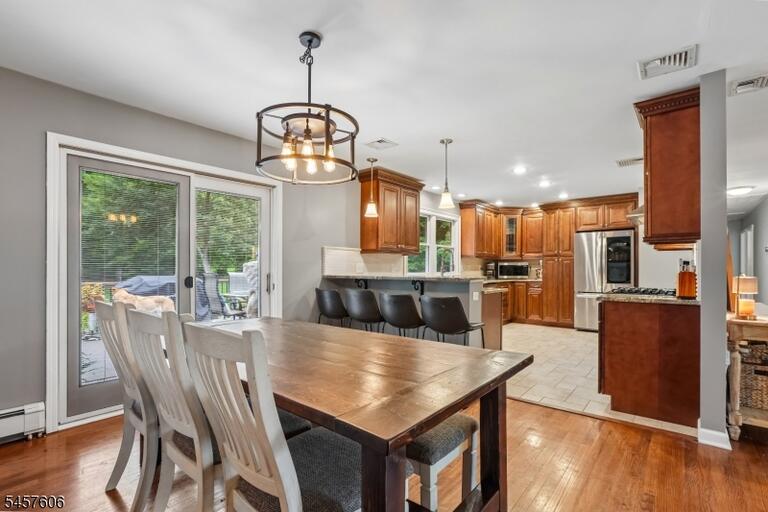 Property listing MLS 4049983 photo 11