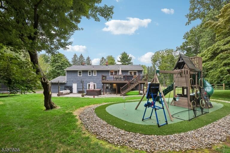 Property listing MLS 4049983 photo 29