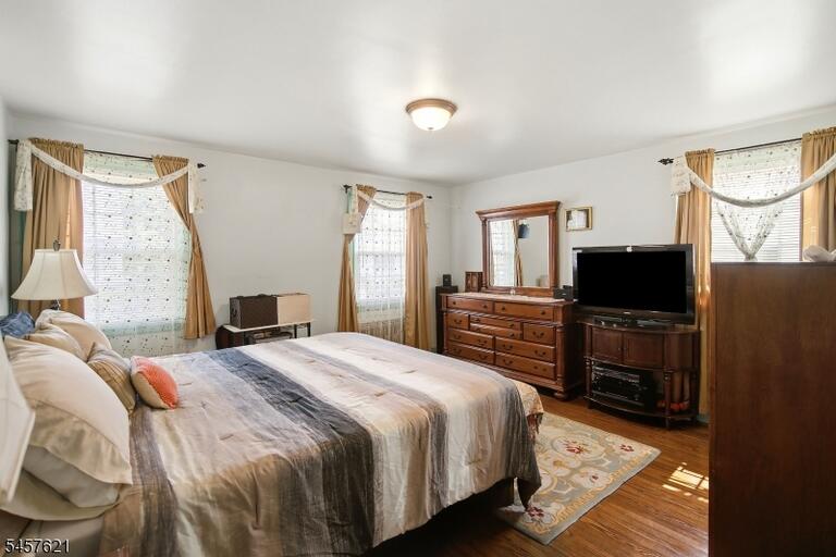 Property listing MLS 4049993 photo 12