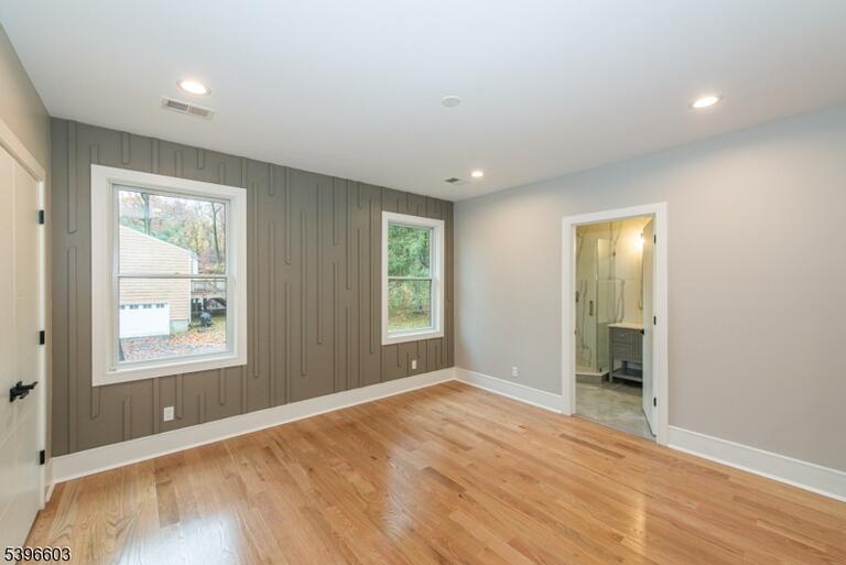 Property listing MLS 4049995 photo 35