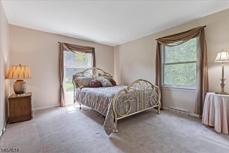 Property listing MLS 4050002 photo 28
