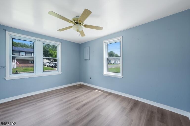 Property listing MLS 4050005 photo 17
