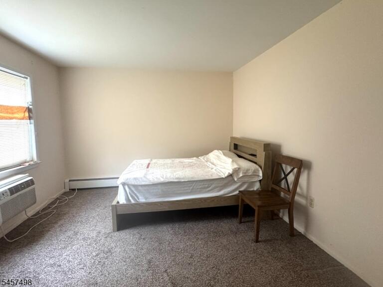 Property listing MLS 4050008 photo 7