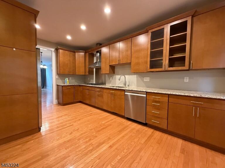 Property listing MLS 4050010 photo 7