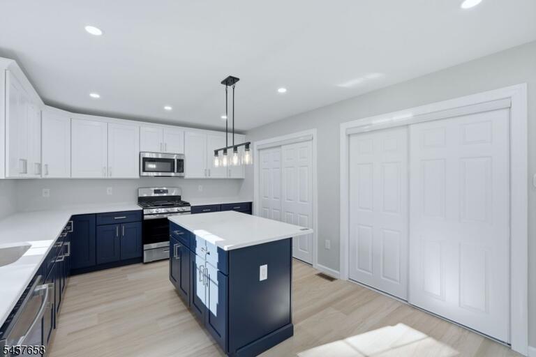 Property listing MLS 4050027 photo 9